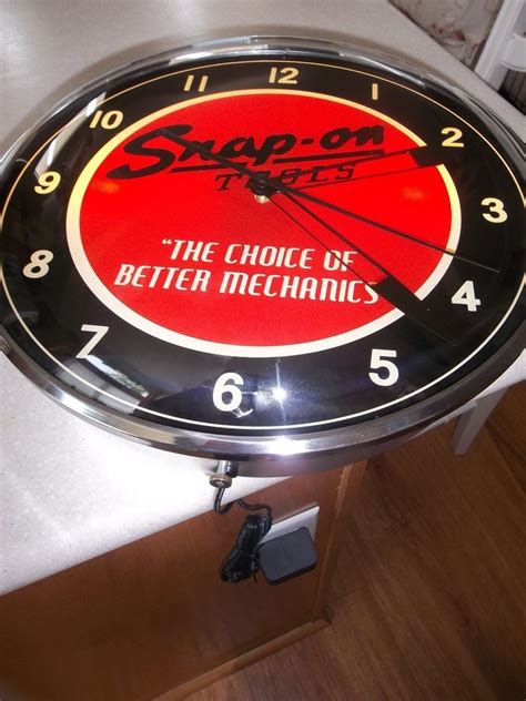 snap  tools clock vintage retro style   metal   pkg