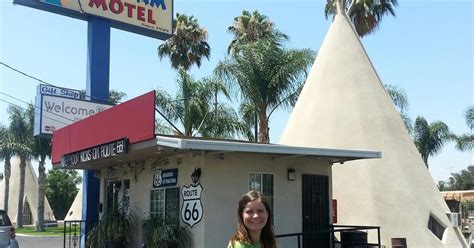 loris route  travels  real cozy cone motel