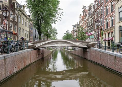 worlds   printed steel bridge debuts  amsterdams red light district