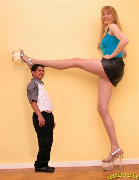 tall josephine leg by lowerrider on deviantart tall women tall girl