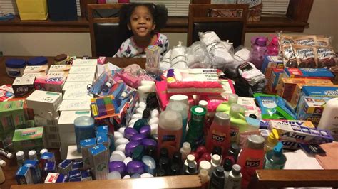 6 year old girl gives up birthday party to give back to the homeless