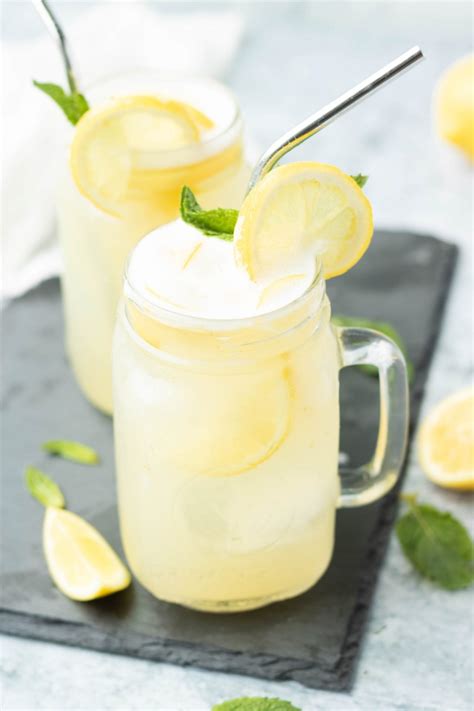 easy fresh squeezed lemonade eating  elaine