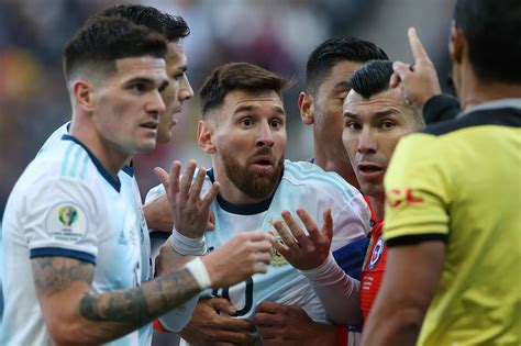 lionel messi fined  banned  copa america red card
