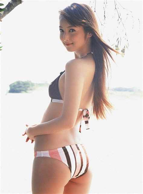 nozomi sasaki bikini