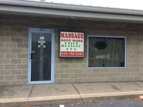 Pa Man Admits Attacking Topless Asian Massage Therapist