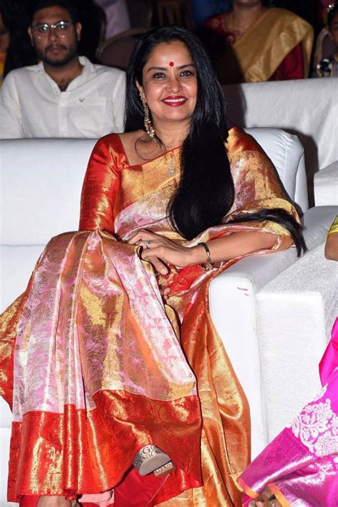 Indian Actress Pragathi Aunty Long Hair In Pink Saree