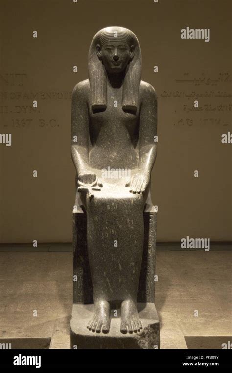 egyptian art statue of iwnit reign of pharaoh amenophis iii 18th