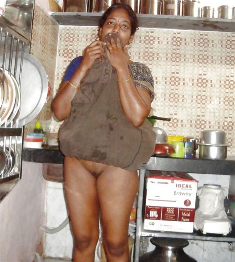 desi tamil mature aunty nude in kitchen free porn