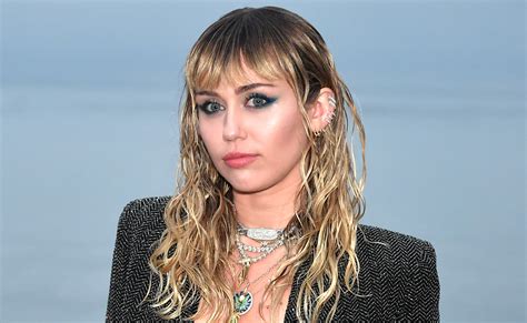 Miley Cyrus Says The ‘minute’ She Had Sex She Couldn’t Play Hannah