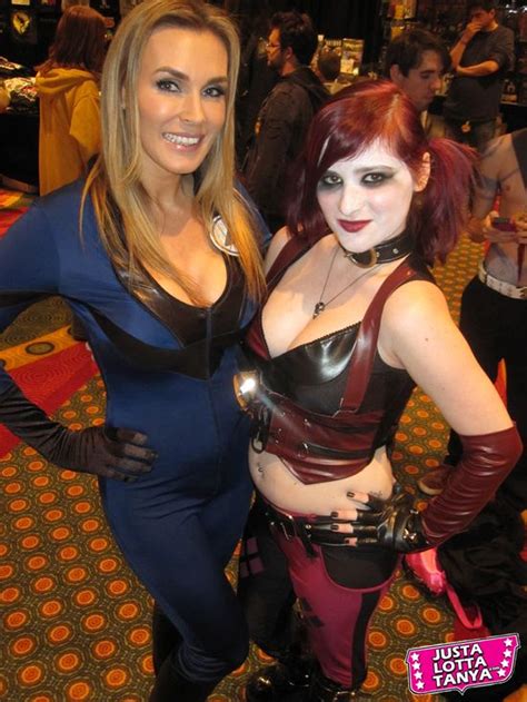 2012 gmx cosplay pix tanya tate as the invisible woman meets harley quinn