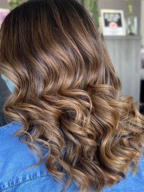 26 Amazing Examples Of Dark Hair With Highlights For Incredible
