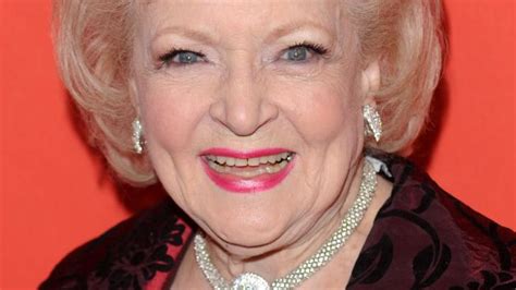photos betty white sets guinness world record
