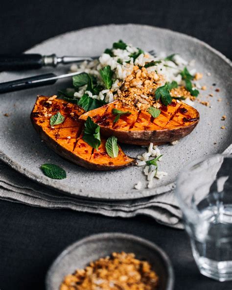 suesskartoffel mit sambal oelek dukkah reis