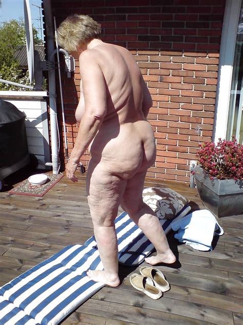 Alluring Granny Gilf Jill Nude Art Model 107 Pics