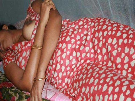 indian sex lovers ke liye best indian bhabhi boobs photos