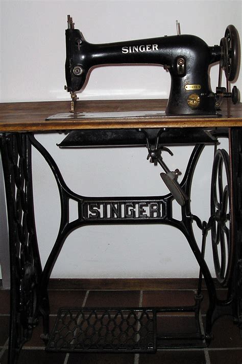filesinger sewing machinejpg wikimedia commons