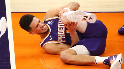 Suns Gm James Jones Says Devin Booker Knee Could Ve Played If It Was