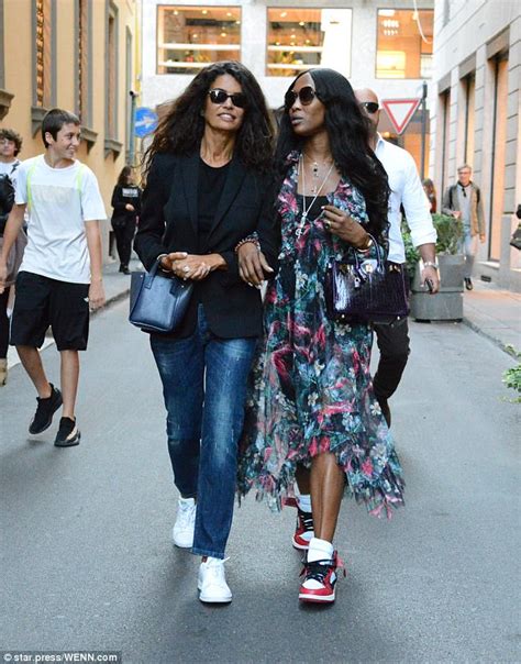 naomi campbell looks stylish in a billowing floral dress