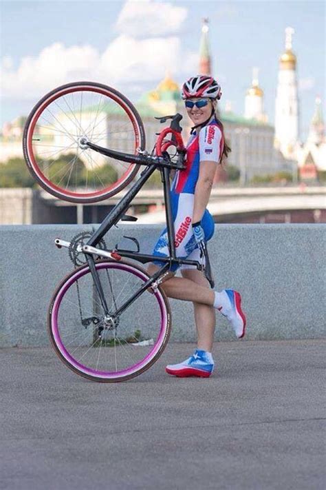 bikesandgirlsandmacsandstuff bicycle girl cycling girls