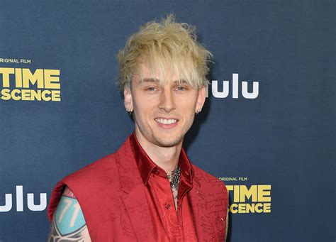 machine gun kelly and eminem beef explained the us sun