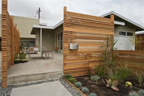 hausfassade modern mit holz haus deko ideen