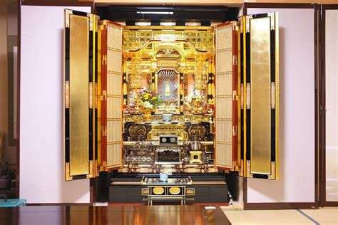 butsudan buddhist altar japanese house buddhism gold