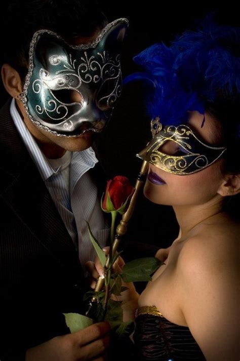 masquerade wedding theme ideas