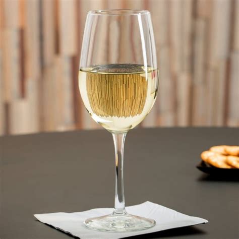 White Wine Glasses Just 4 Fun Party Rental In Sb Ca 805 680 5484