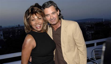 Tina Turner Weds Erwin Bach In Switzerland With Green And