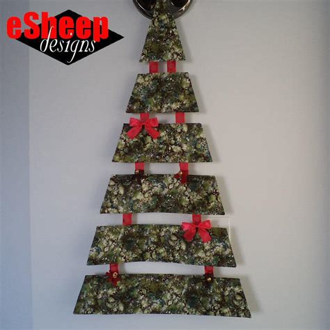 hanging fabric christmas tree allfreechristmascraftscom