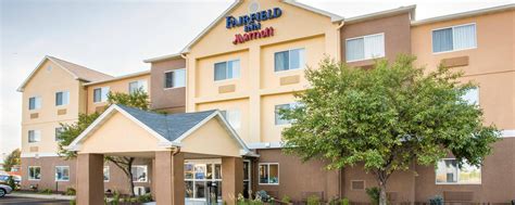 fairfield inn suites peru hotels  peru il starved rock hotels