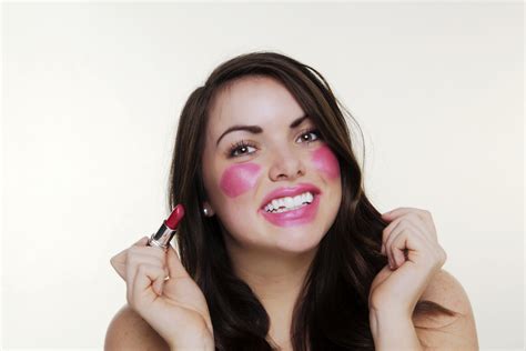 im  makeup artist      beauty mistakes  clients