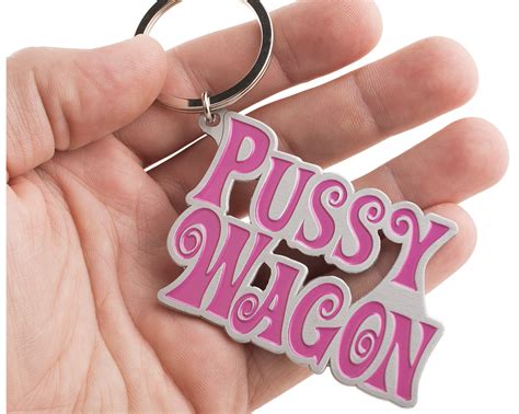 pussy wagon metal key chain quentin tarantino fan club
