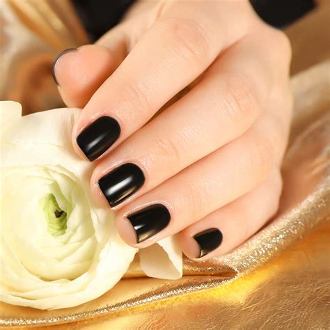 services nail salon  sissy nails spa middletown township