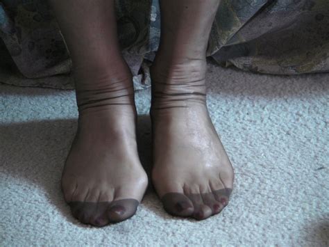 brown rht stockings and open toe slingbacks 39 pics