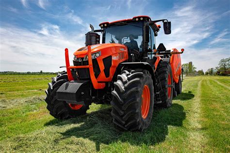 unveiling   kubota   largest ag tractor  agdaily