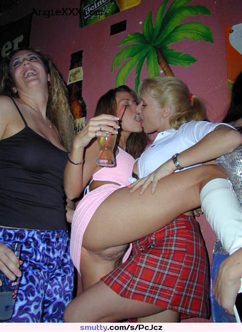 realpublicnudity up skirt at the bar upskirt bar drinking