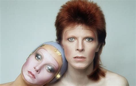 exclusive david bowie picture disc announced for record