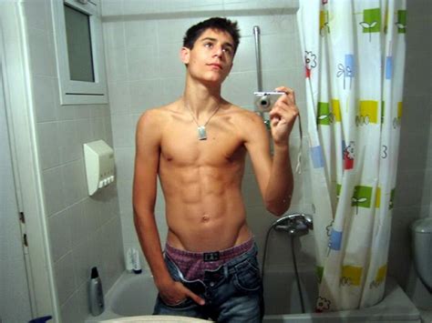17 Best Images About Twink Selfies On Pinterest Posts