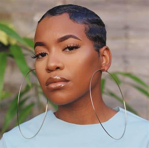 10 1990s inspired short hair finger waves styles that will make you