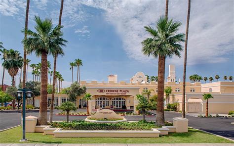 crowne plaza phoenix chandler golf resort visit arizona