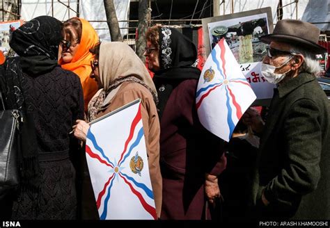 photos iranian assyrians hold rally condemn isil crimes