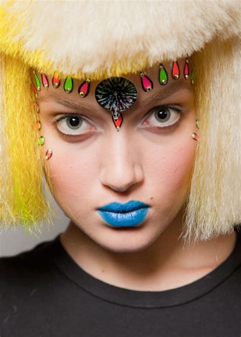 runway beauty crazy makeup trends from fall winter 2012