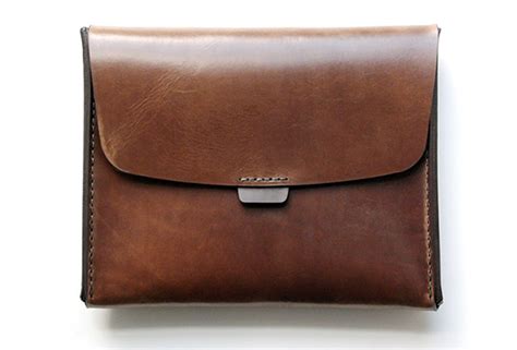 leather ipad case  makr carry goods