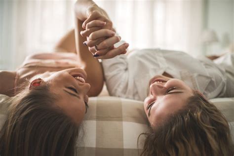 lesbianing with ae losing your lesbian virginity afterellen