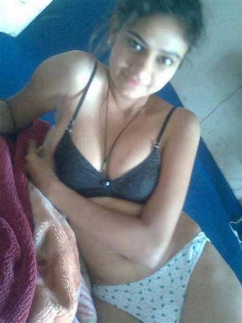Top 100 Desi Sexy Bhabi Xxx Nude Pics 2017 Big Ass Anal Porn