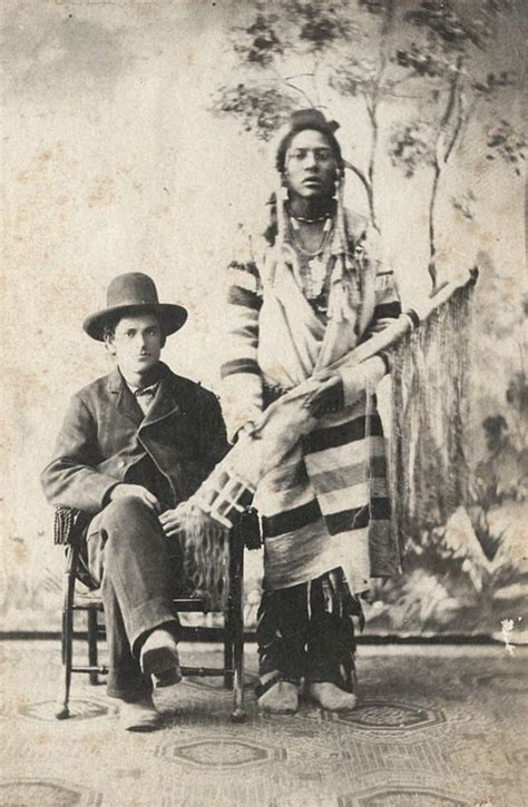33 Incredible Portrait Photos Of Native Americans In The Late 19th And