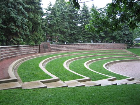 grass amphitheater amphitheater  naperville matthew herndon flickr