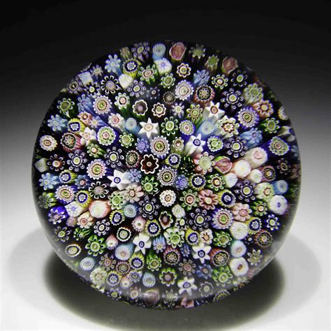 Art Institute Of Chicago To Sell 400 Paperweights From Urbanglass