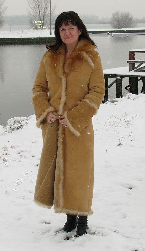 Nude Amateur Sc Cold In Snow December 2010 Voyeur Web
